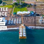 Alex Lara Rum i privatbostad Antalya