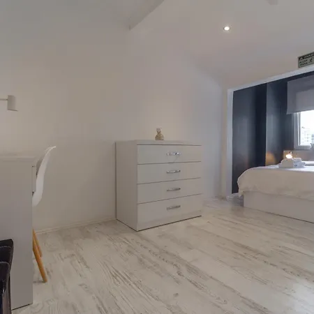 Alex Lara Accommodatie bij particulieren *