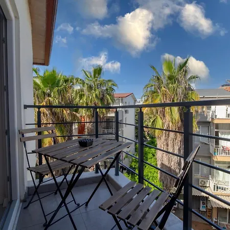 Alex Lara Alloggio in famiglia *