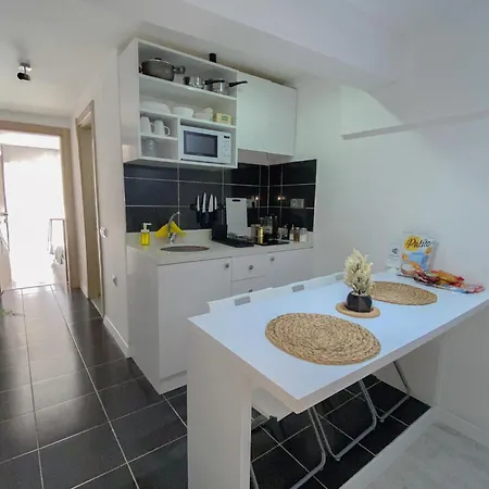 Alex Lara أنطاليا